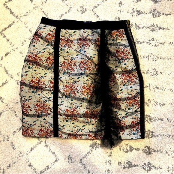 Twelve by Twelve Los Angeles Mesh Tulle and Floral Mini Skirt - Picture 1 of 4